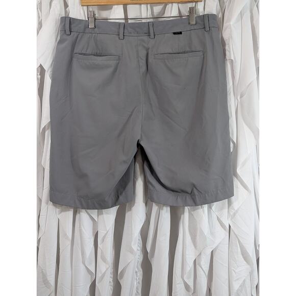 Greg Norman Everbest (Fit 39W 10L) Gray Flat Front Shorts (labeled 36W) - Picture 5 of 8